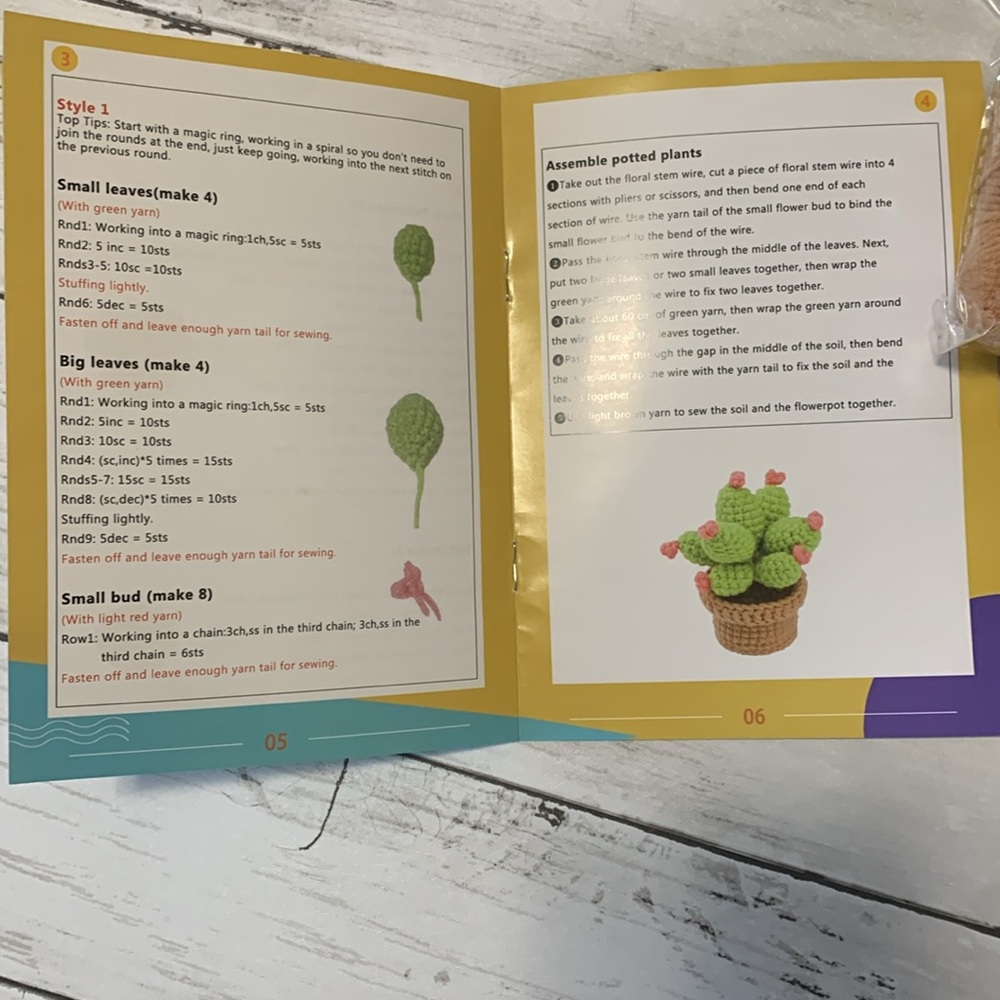 DIY Yarn succulent plant series - Picture 3 of 4